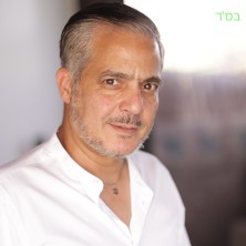 נתי לוי